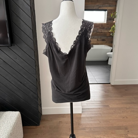 VERO MODA camisole in black with lace - Picture 6 of 6